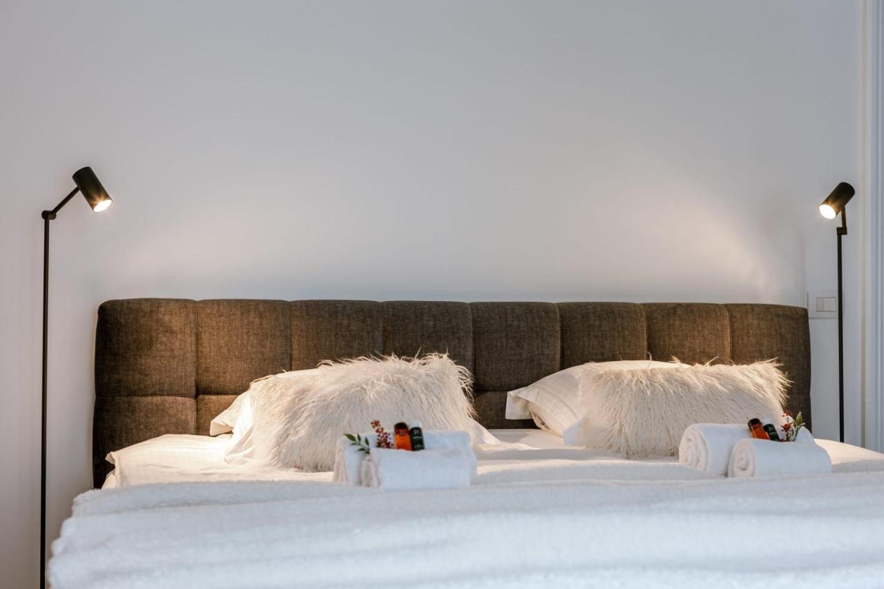 Beautiful Luxurious Mansion With Several Terraces Kortrijk Buitenkant foto